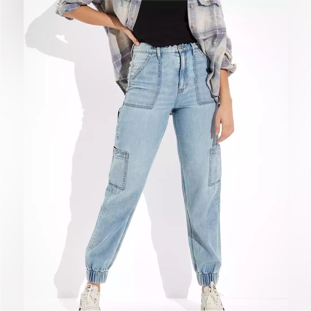 American Eagle Cargo Joggers Pants Women’s Size 00 Light Wash Denim Baggy